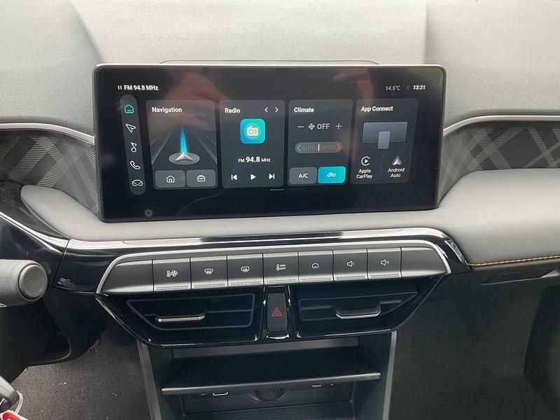 Neu MG MG3 116 PS (85 kW) 2025 Gelb Kleinwagen