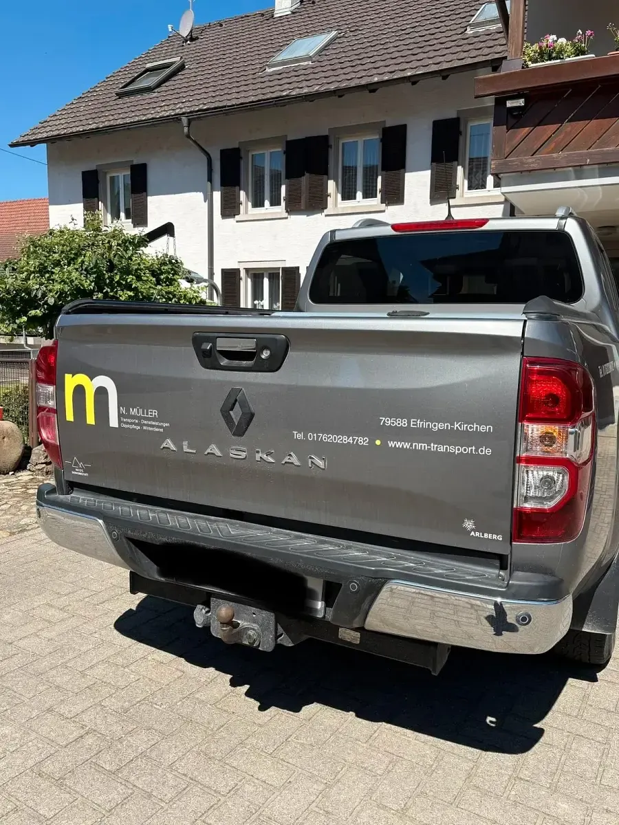 Gebraucht Renault Alaskan Intens 190 PS (139 kW) 2020 Grau Pickup