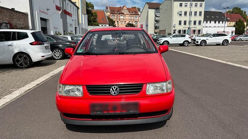 Rot Gebraucht 1996 VW Polo Kleinwagen | 600 € (Guter Preis) - Bild 1/4