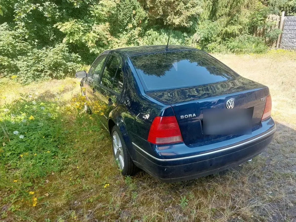 Gebraucht VW Bora 101 PS (74 kW) 2002 Blau Limousine
