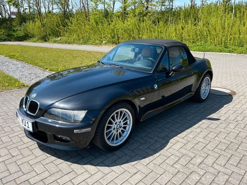 Gebraucht BMW Z3 Sport Line 170 PS (125 kW) 2001 Schwarz Cabrio