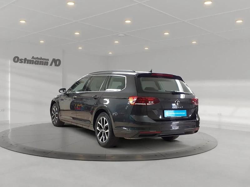 Usata VW Passat Business 190 CV (139 kW) 2022 Grigio Station wagon