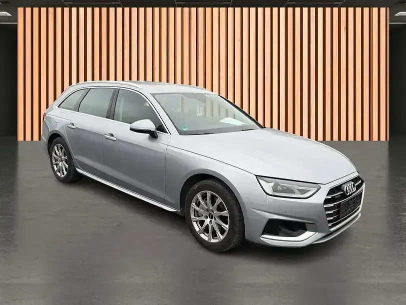 Gebraucht Audi A4 Ambiente 204 PS (150 kW) 2023 Silber Kombi