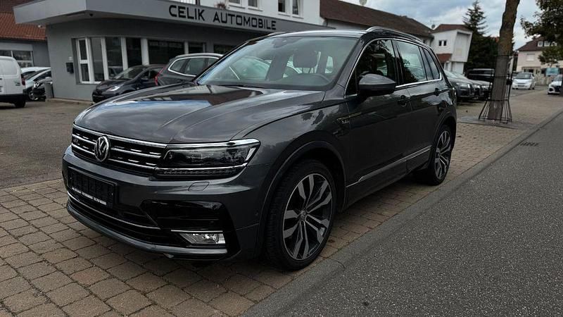 Grau Gebraucht 2017 VW Tiguan R-line SUV | 19.990 € (Guter Preis) - Bild 1/4