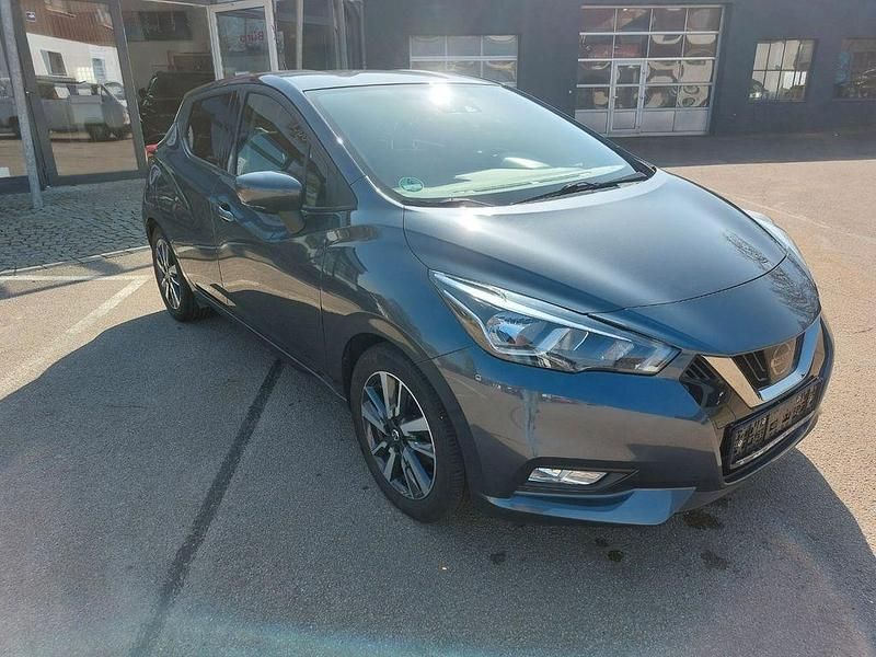 Gebraucht Nissan Micra N-Connecta 90 PS (66 kW) 2018 Grau Kleinwagen