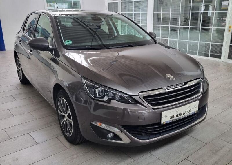 Moka/metallic (metallic) Gebraucht 2015 Peugeot 308 Allure Limousine | 9.990 € (Etwas zu teuer) - Bild 1/4