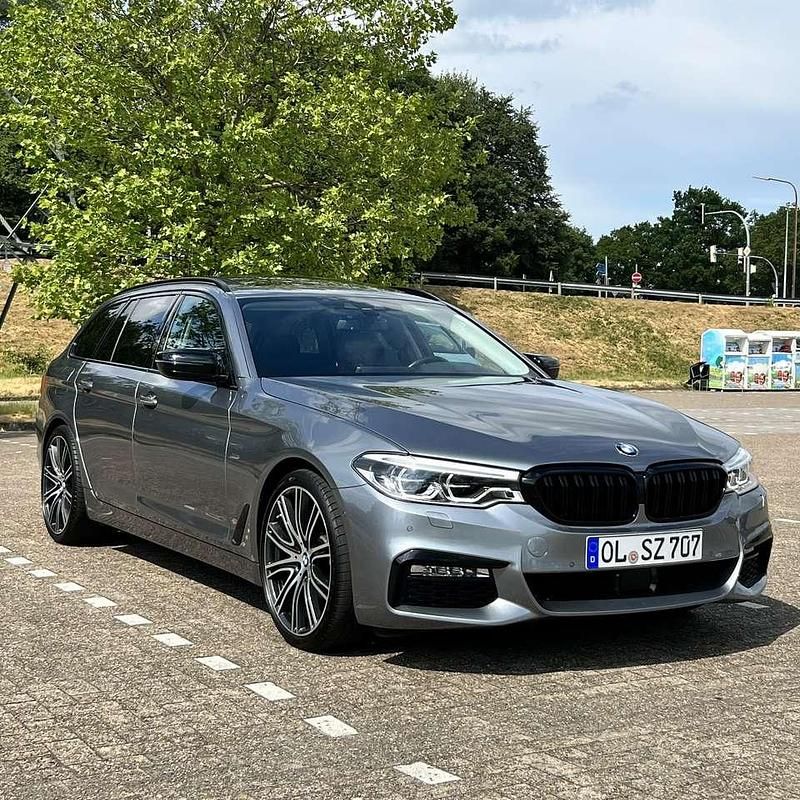Gebraucht BMW 540 Sport Line 340 PS (250 kW) 2018 Grau Kombi