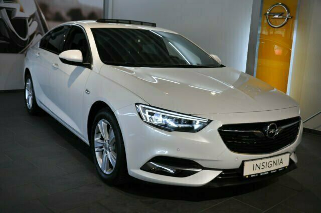 Gebraucht Opel Insignia 170 PS (125 kW) 2020 Weiß metallic Limousine