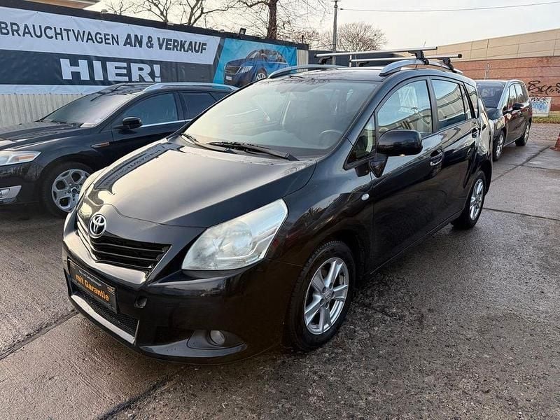 Gebraucht Toyota Verso Basis 126 PS (92 kW) 2009 Schwarz Van / Kleinbus