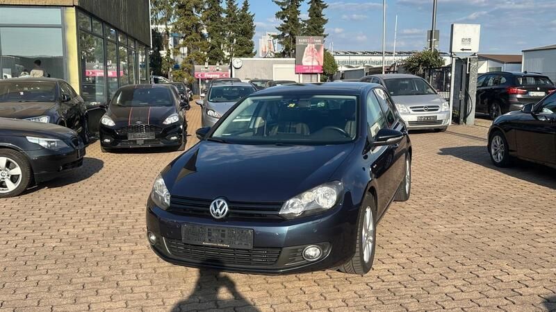Blau Gebraucht 2012 VW Golf VI Match Limousine | 3.990 € (Fairer Preis) - Bild 1/4