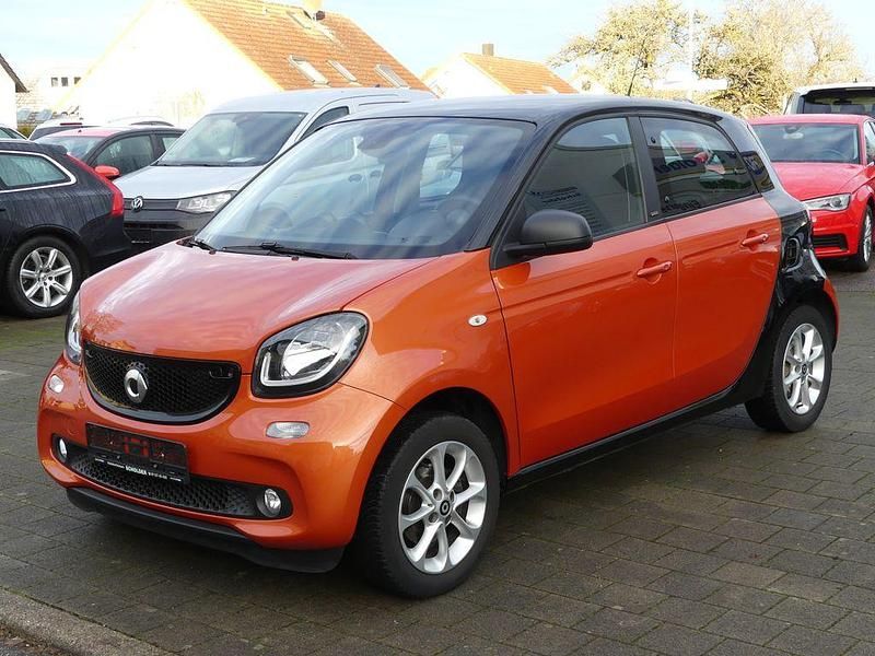 Gebraucht Smart ForFour Passion 71 PS (52 kW) 2019 Orange Kleinwagen