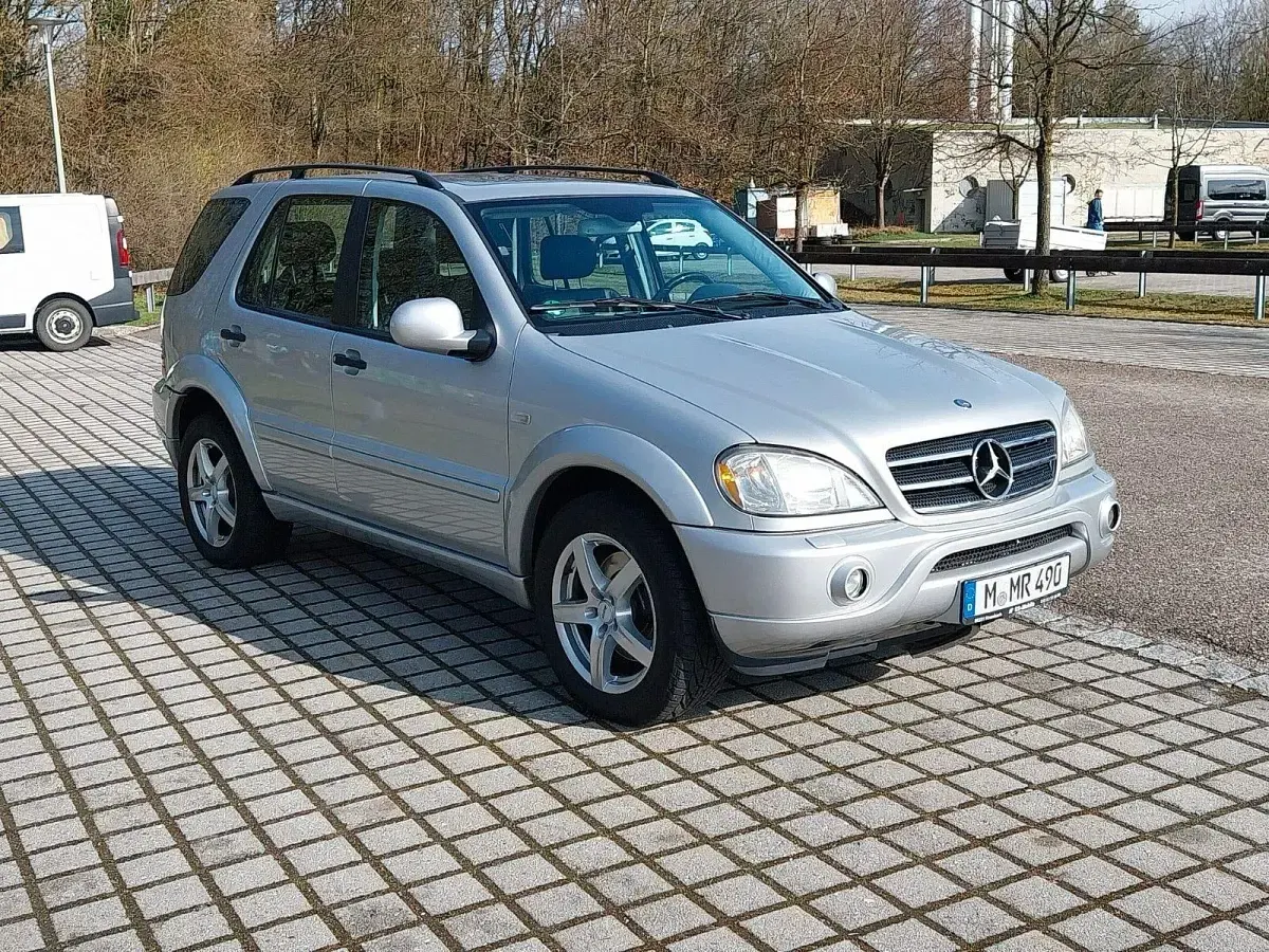 Gebraucht Mercedes ML55 AMG AMG 347 PS (255 kW) 2001 Silber SUV