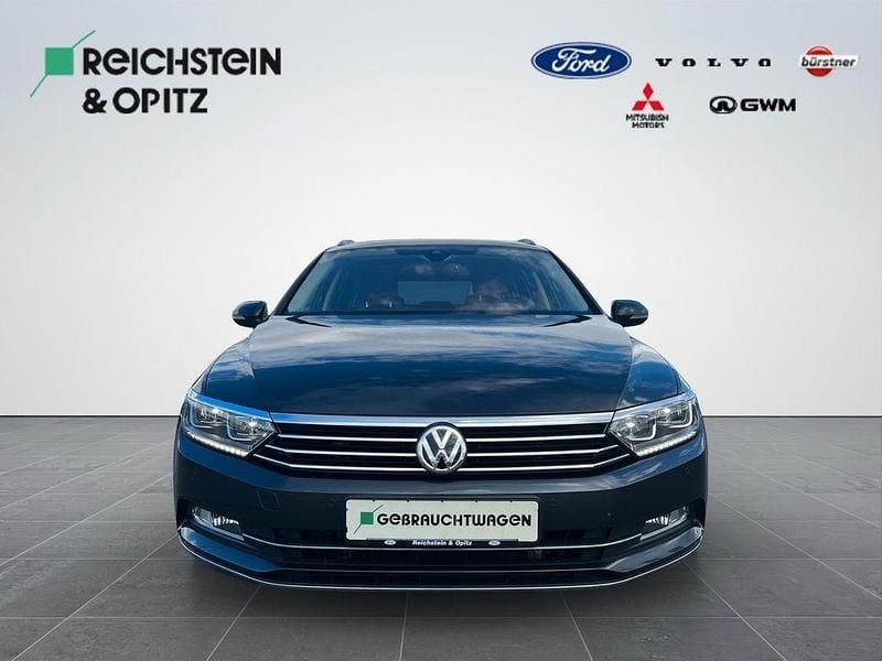 Gebraucht VW Passat Highline 150 PS (110 kW) 2019 Mangangrau Kombi