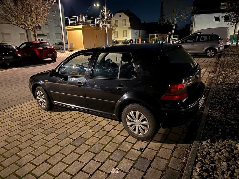 Gebraucht VW Golf IV 101 PS (74 kW) 1999 Schwarz Kleinwagen