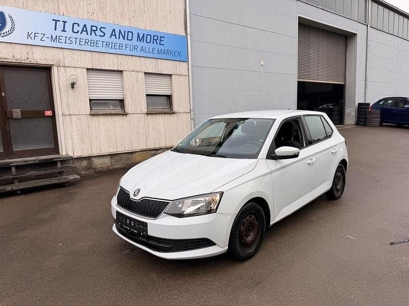Gebraucht Skoda Fabia Ambition 60 PS (44 kW) 2015 Weiß Limousine