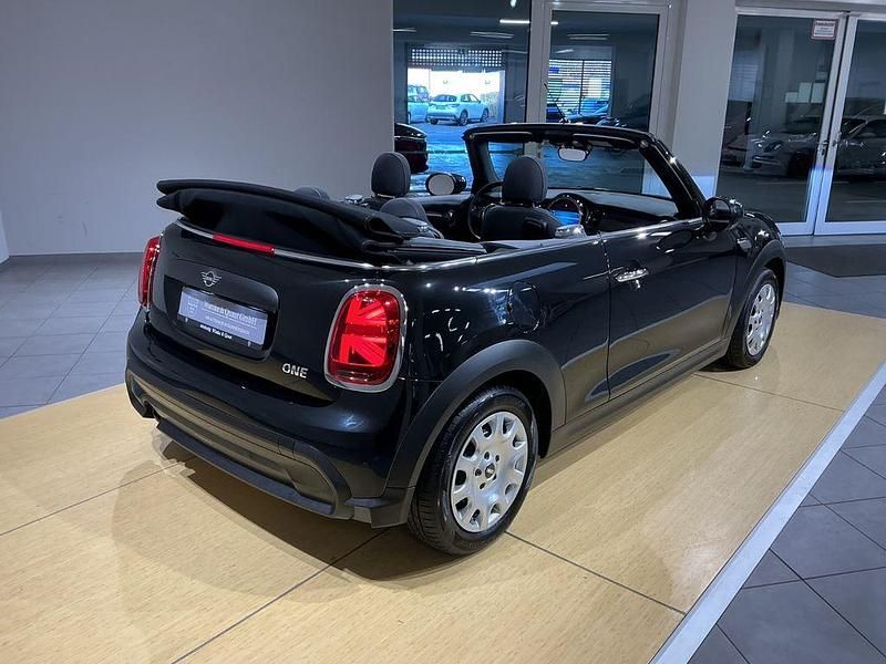 Gebraucht Mini One Cabriolet 102 PS (75 kW) 2022 Schwarz Cabrio