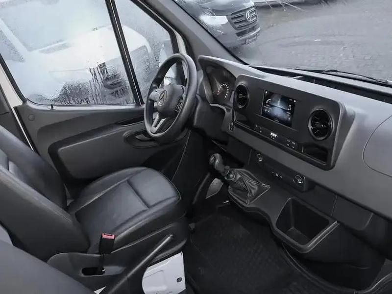 Gebraucht Mercedes Sprinter 114 PS (83 kW) 2022 Arktikweiss Van
