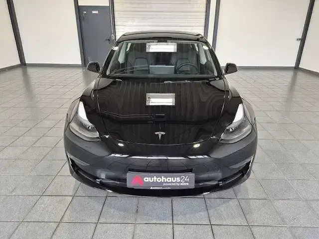 Gebraucht Tesla Model 3 258 kW (351 PS) 2023 Schwarz Limousine