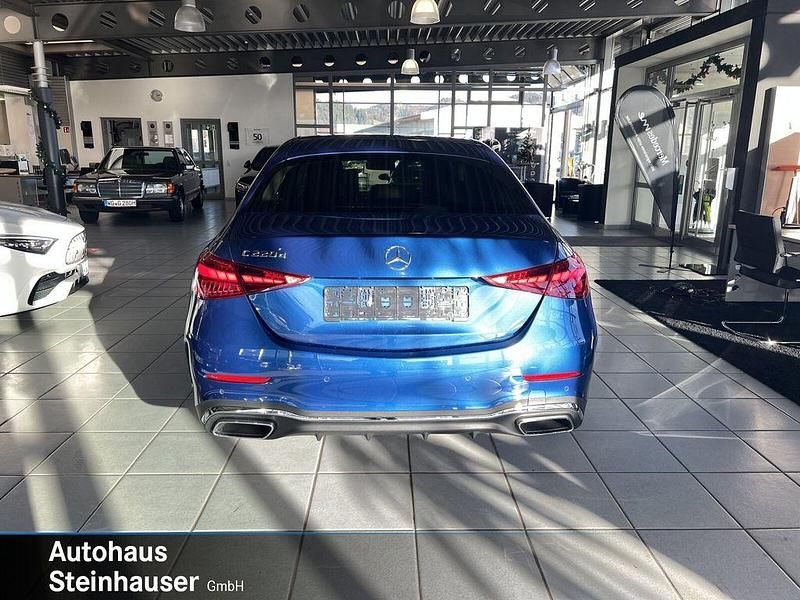Gebraucht Mercedes C220 Advanced Plus 197 PS (144 kW) 2024 lack spektralblau Limousine