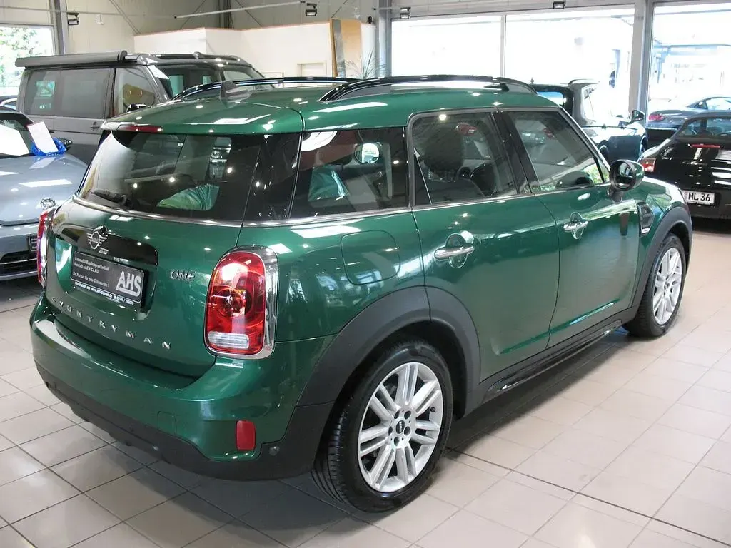 Gebraucht Mini One Countryman 102 PS (75 kW) 2019 Grün SUV