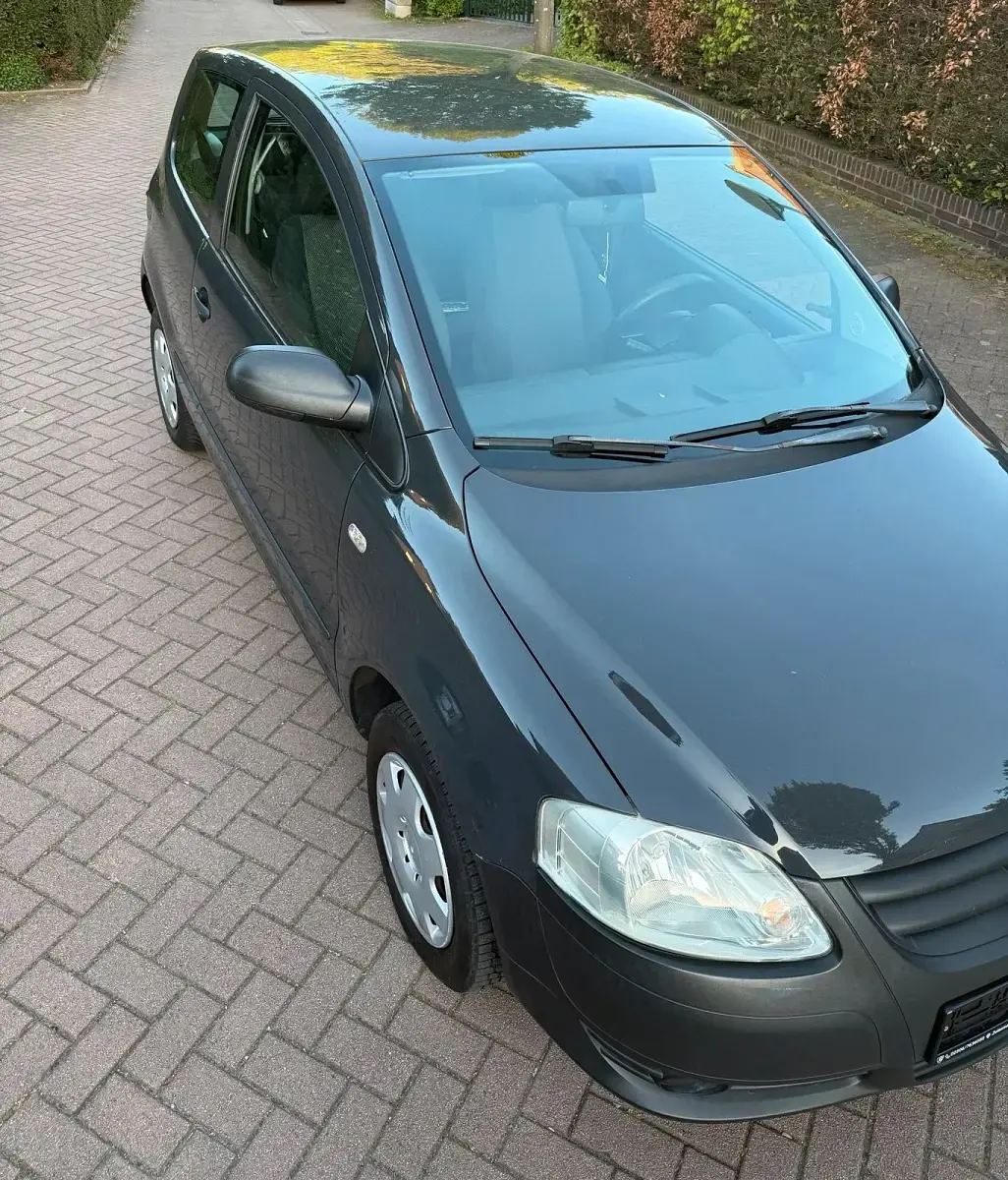Usata VW Fox 55 CV (40 kW) 2005 Grigio Utilitaria
