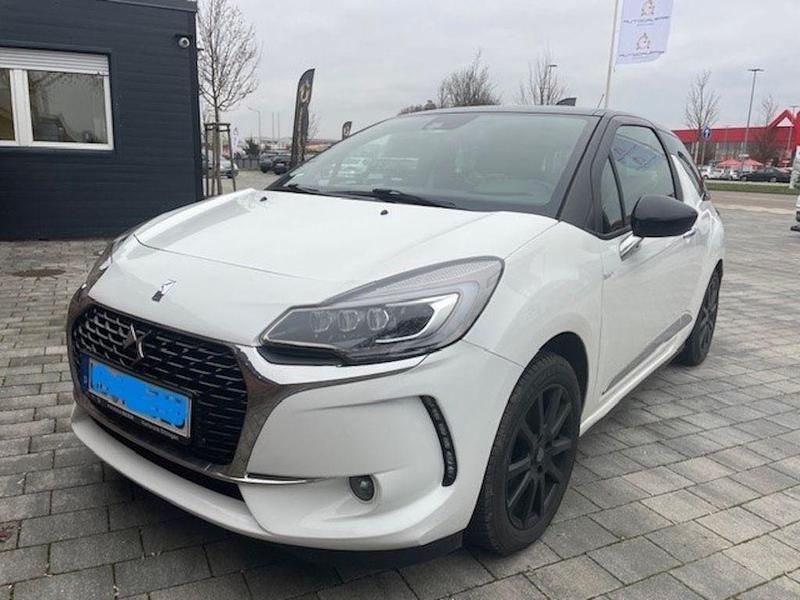 Weiß Gebraucht 2019 Citroën DS3 Chic Limousine | 9.999 € (Fairer Preis) - Bild 1/3