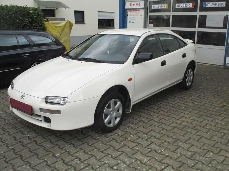 Gebraucht Mazda 323F Luxury 114 PS (83 kW) 1997 Weiß Limousine