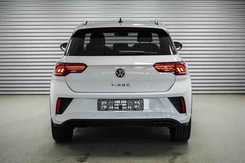 Neu VW T-Roc R-line 150 PS (110 kW) 2025 Pureweiss uni (9p) SUV