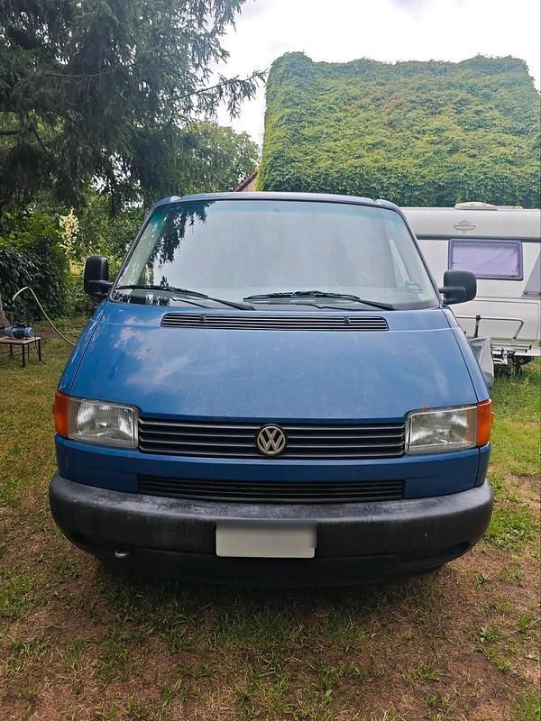 Blau Gebraucht 2025 VW T6.1 Van | 3.500 € - Bild 1/4