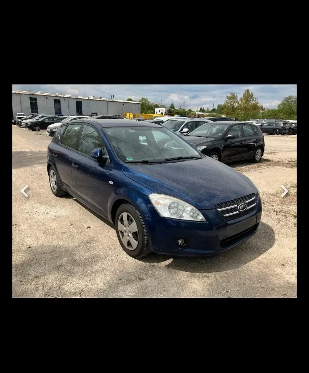 Usado Kia Ceed 122 CV (89 kW) 2008 Azul Utilitario