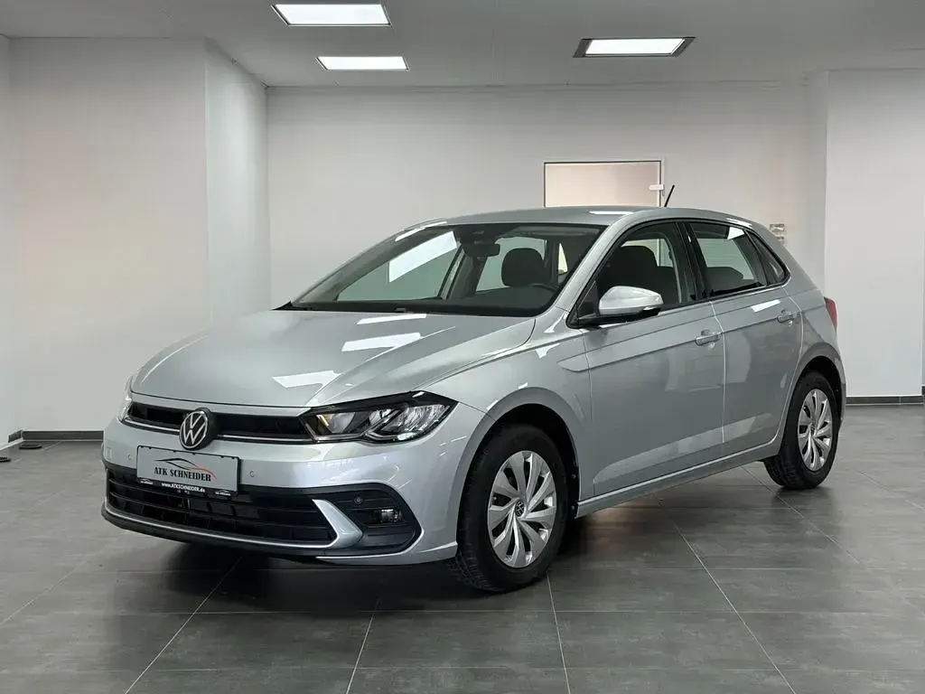 Gebraucht VW Polo Life 95 PS (69 kW) 2023 Silber Kleinwagen