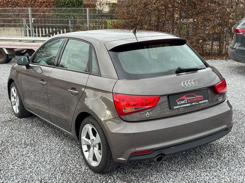 Gebraucht Audi A1 Sportback Sport 82 PS (60 kW) 2016 Braun Kleinwagen