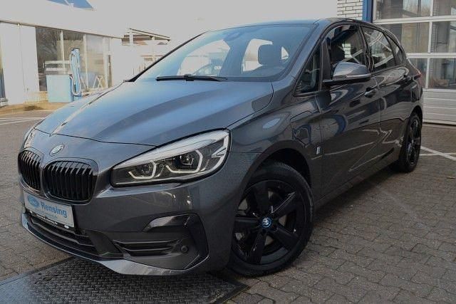 Gebraucht BMW 225 Advantage 136 PS (100 kW) 2018 Grau Kombi