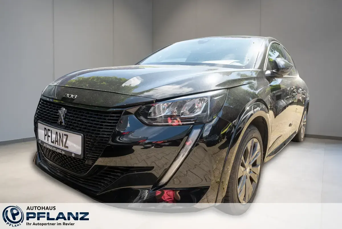 Gebraucht Peugeot e-208 Active 100 kW (136 PS) 2022 Kleinwagen