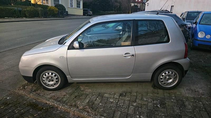 Gebraucht VW Lupo 61 PS (44 kW) 2001 Silber Kleinwagen
