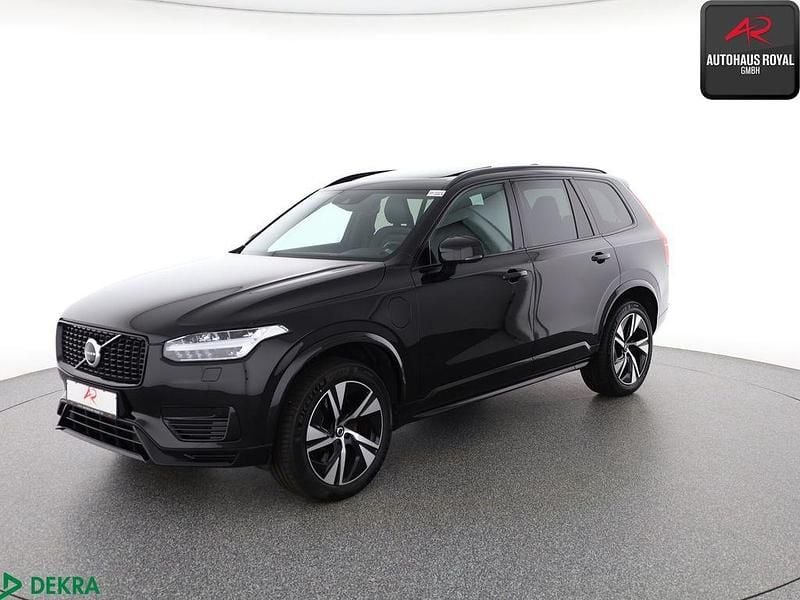 Schwarz (metallic) Gebraucht 2021 Volvo XC90 R-Design SUV | 43.850 € (Fairer Preis) - Bild 1/4