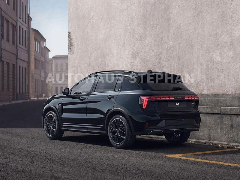 Neu Lynk & Co 01 280 PS (205 kW) 2026 Schwarz SUV