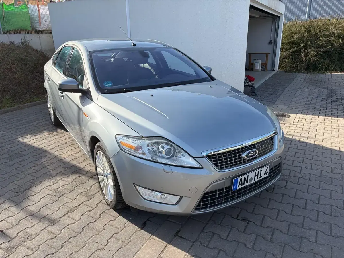 Gebraucht Ford Mondeo Titanium 203 PS (149 kW) 2010 Grau Limousine