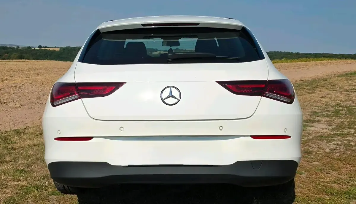 Gebraucht Mercedes CLA180 Shooting Brake 115 PS (84 kW) 2023 Weiß Kombi