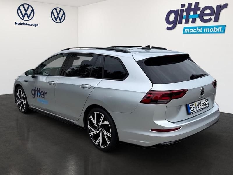 Gebraucht VW Golf VIII R-line 190 PS (139 kW) 2024 Silber Kombi