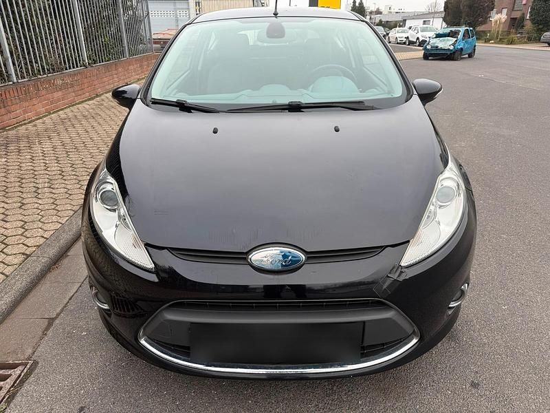 Gebraucht Ford Fiesta 82 PS (60 kW) 2009 Schwarz Kleinwagen