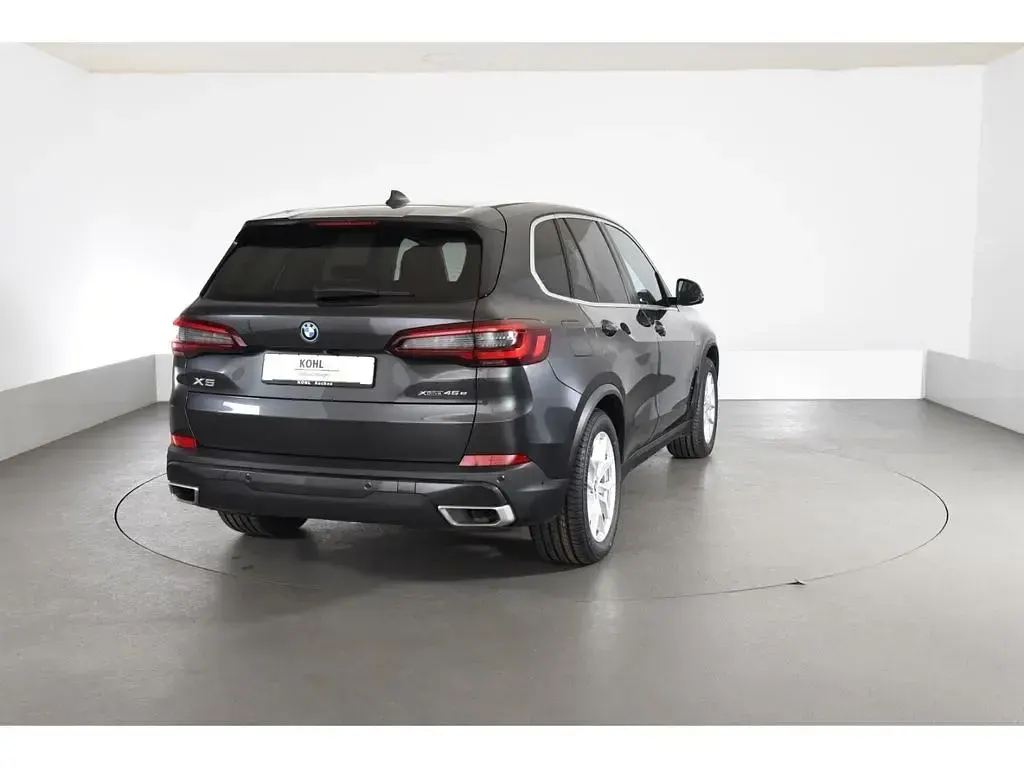 Gebraucht BMW X5 Sport Line 394 PS (289 kW) 2022 Grau SUV