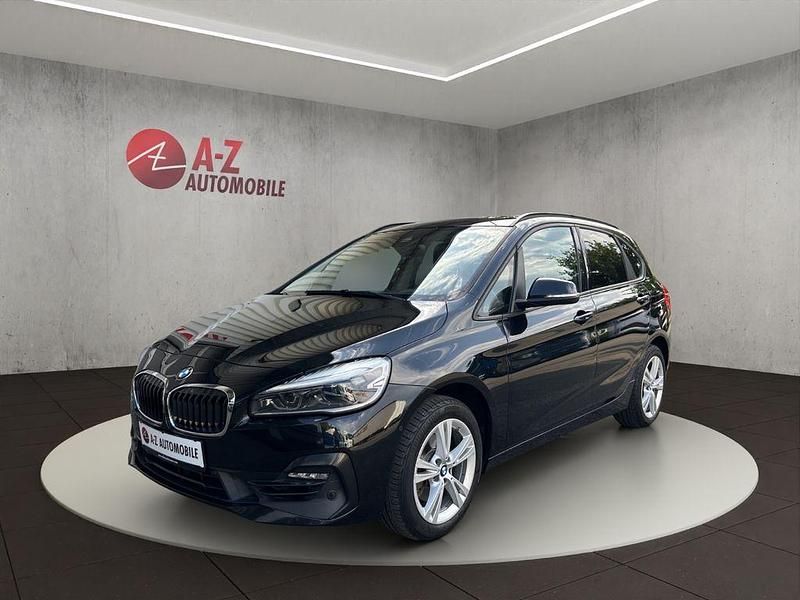 Schwarz Gebraucht 2019 BMW 220 Active Tourer Sport Line Van / Kleinbus | 17.790 € (Fairer Preis) - Bild 1/4