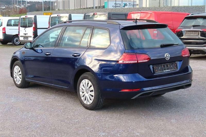 Gebraucht VW Golf VII 116 PS (85 kW) 2020 Blau Kombi