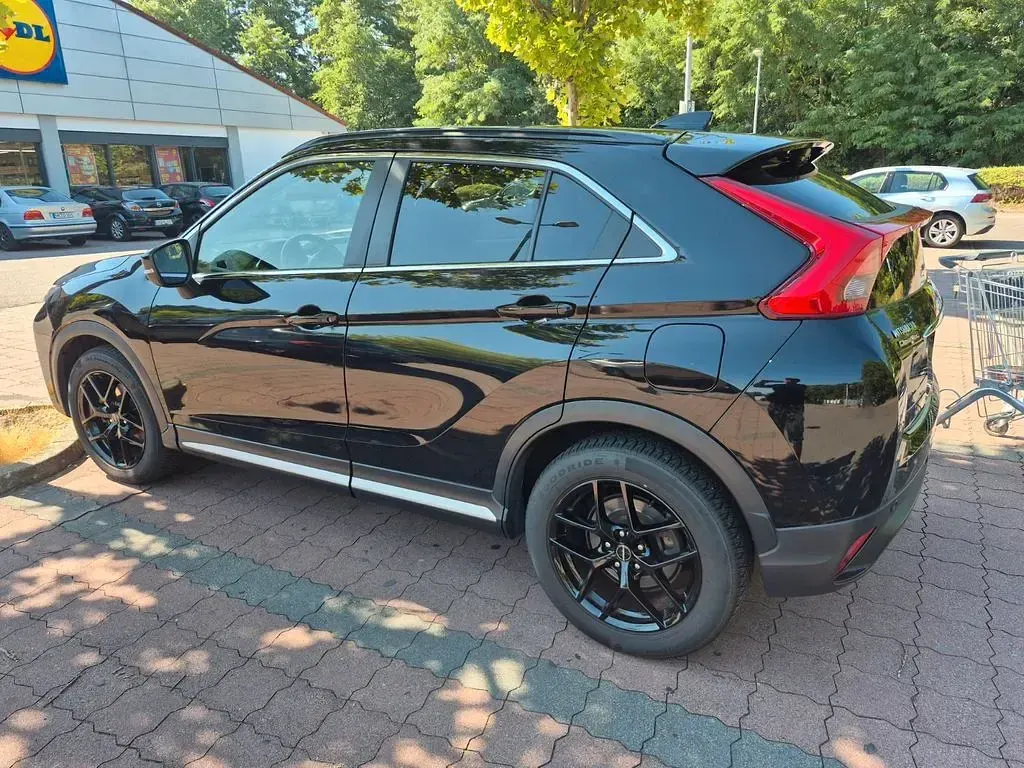 Gebraucht Mitsubishi Eclipse Cross 163 PS (119 kW) 2018 Schwarz SUV