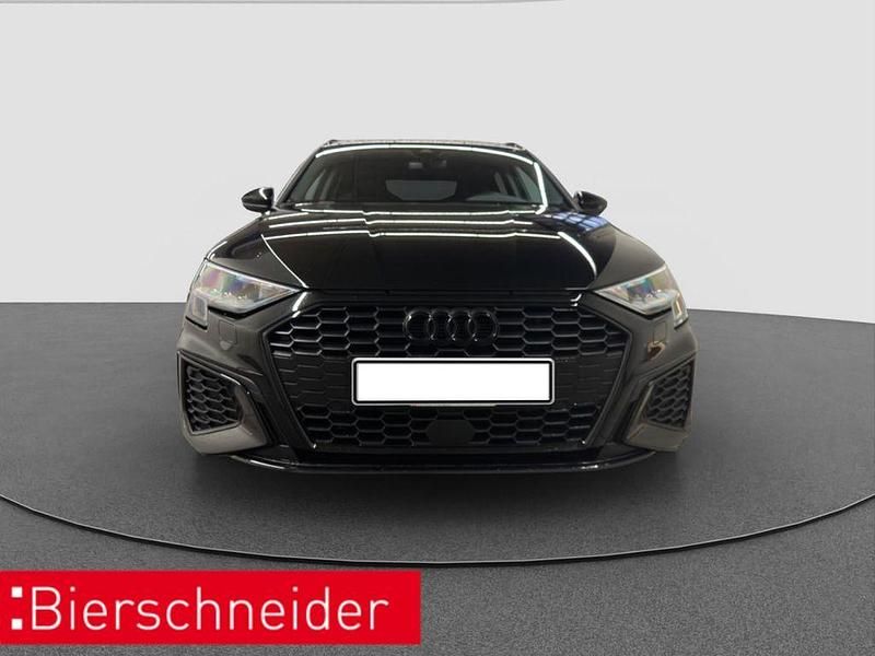 Gebraucht Audi A3 Sport 150 PS (110 kW) 2022 Schwarz Limousine