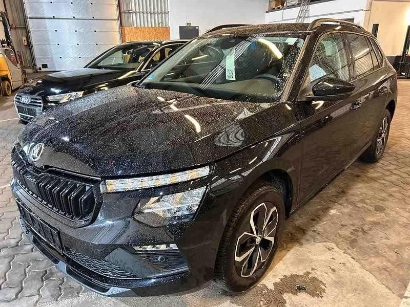 Schwarzmagic perleffekt Gebraucht 2024 Skoda Kamiq Selection SUV | 23.790 € (Superpreis) - Bild 1/4