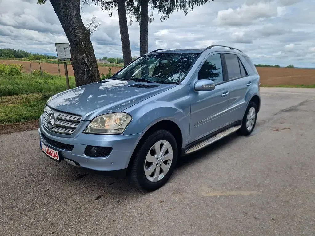 Gebraucht Mercedes ML320 224 PS (164 kW) 2006 Blau SUV