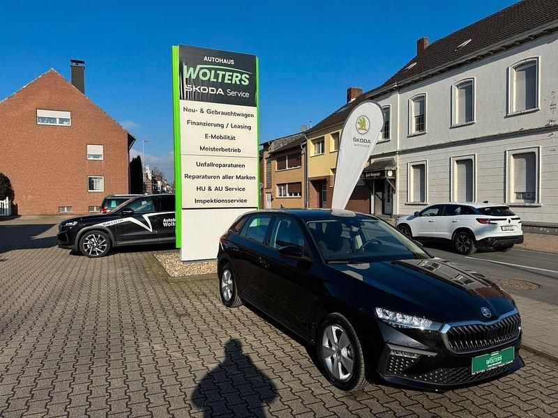 Schwarz Gebraucht 2025 Skoda Scala Selection Kleinwagen | 19.500 € (Guter Preis) - Bild 1/4