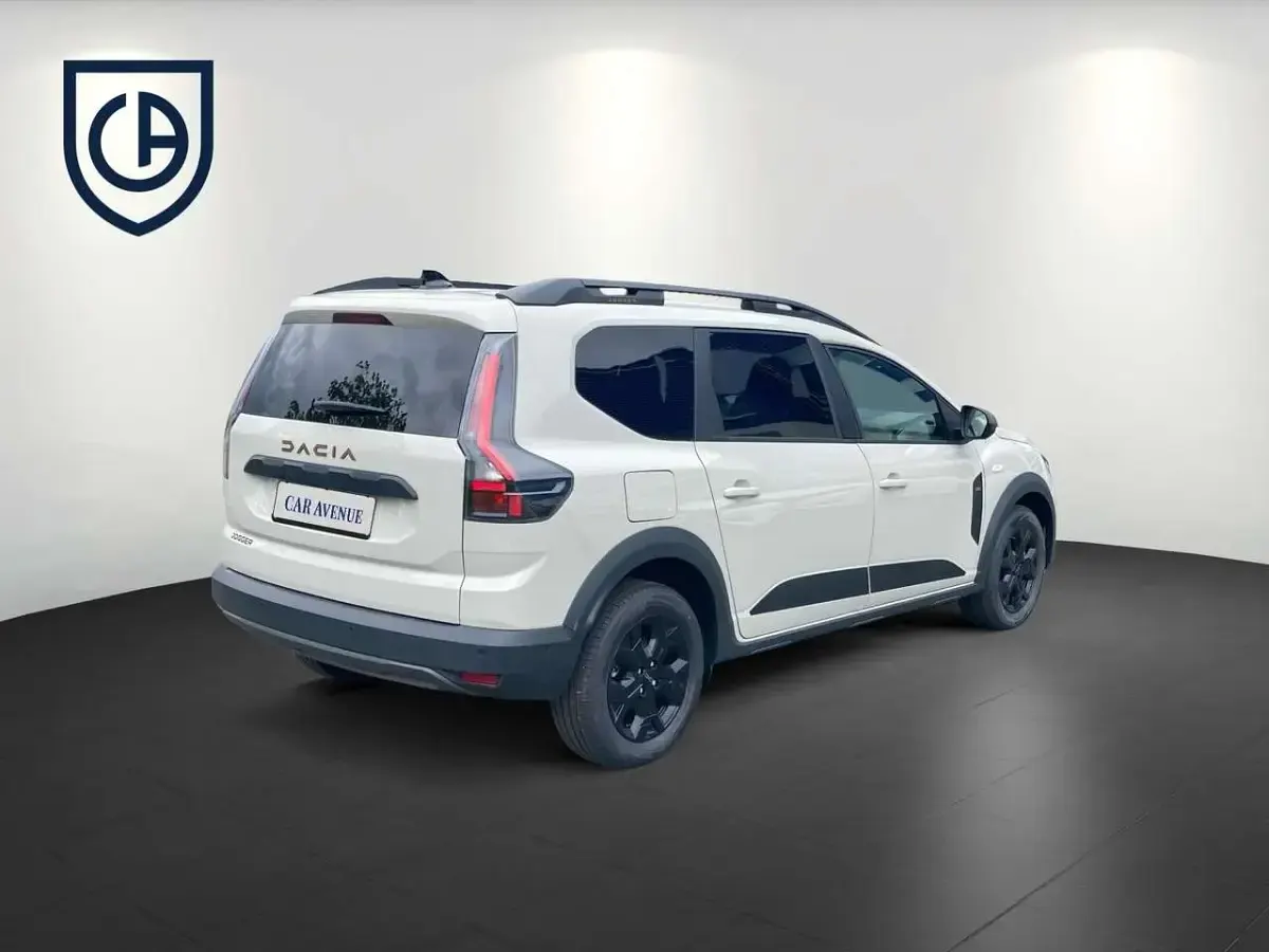 Neu Dacia Jogger Extreme 122 PS (89 kW) 2026 Sandstone Van / Kleinbus